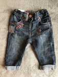 Jeansy Next roz. 3-6 m. Nowe.