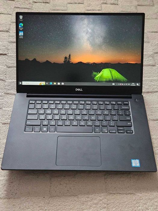 Ноутбук Dell Precision 5540 FHD 256/16GB i5 9400H Nvidia Quadro T1000