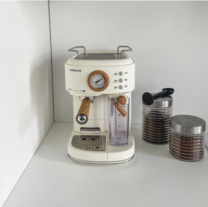 Ріжкова кавоварка Create