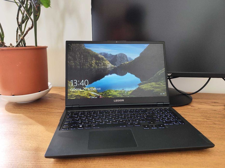 Lenovo Legion 5i 15IMH05H (i5-10300H / GTX1660Ti / 16Gb / SSD512Gb)