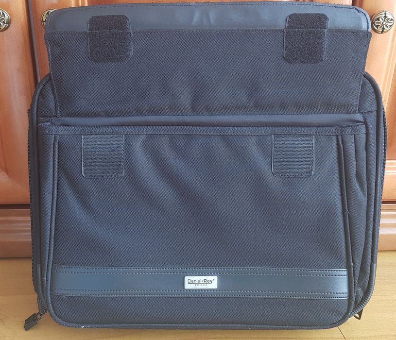Torba na  laptopa  busness 17'