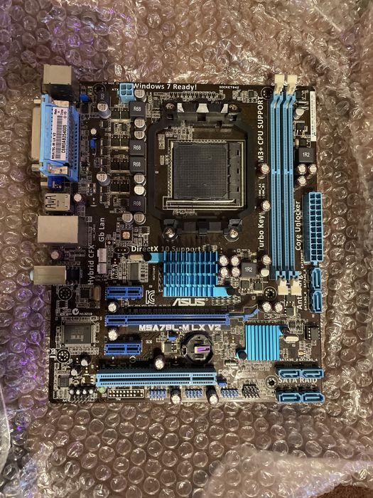 Материнська плата (не робоча)