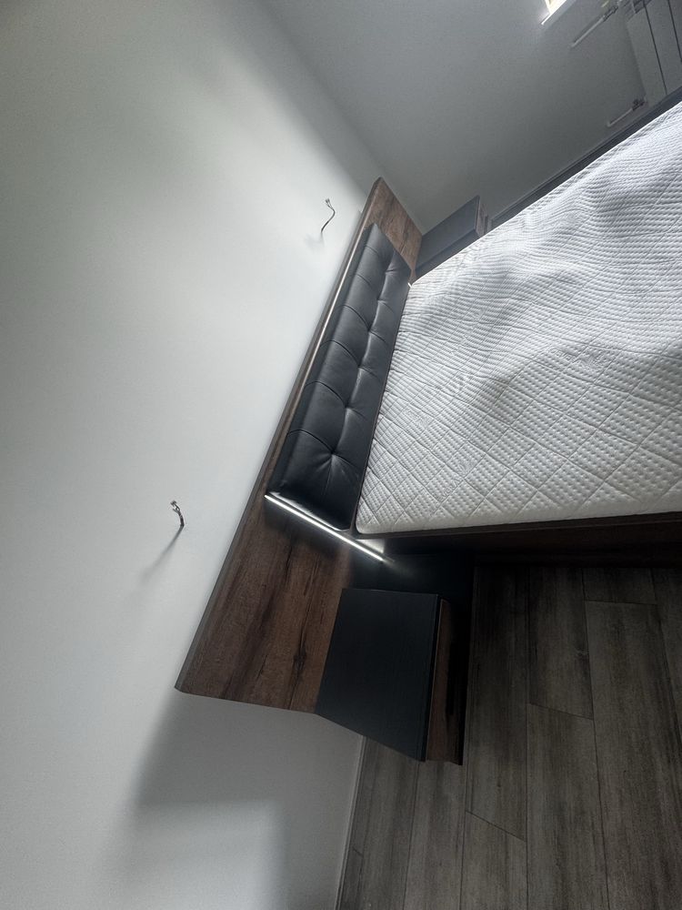 Lóżko 200/160 oswietlenie led i i Szafa komplet