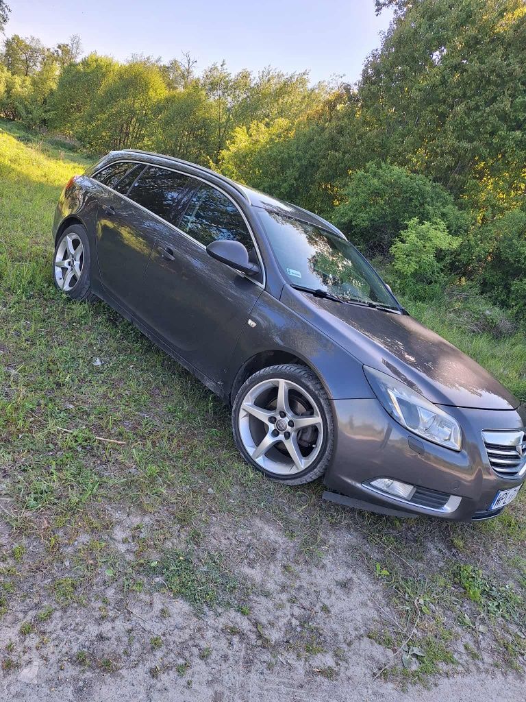 Opel Insignia 2.0cdti 130 km  Automat