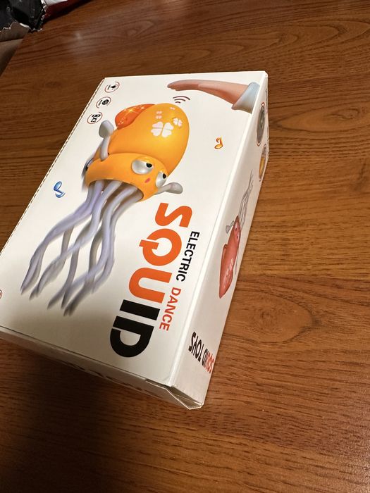 Нова іграшка для діток 0+