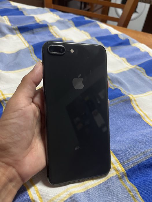 Iphone 8 plus c/Cabo, Fone e capa.