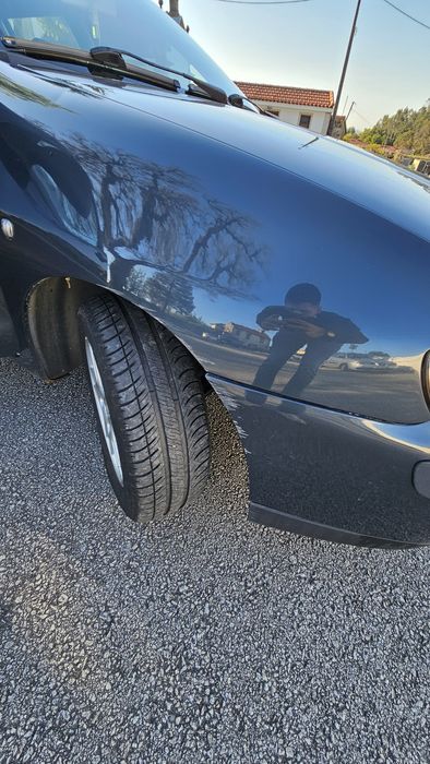 SEAT Cordoba 1.9 TDI
Ano: 1999
Cor: azul
Combustivel: Gasoleo
KM: 270