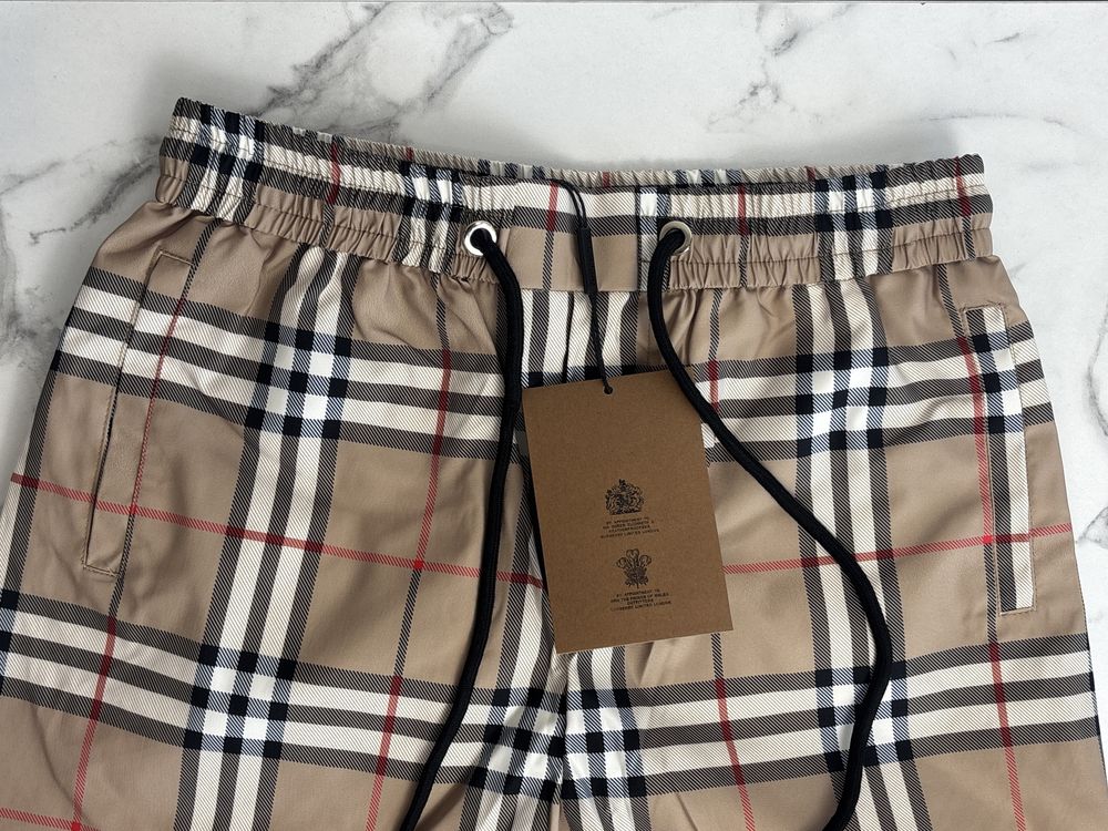 Burberry шорти барбері
