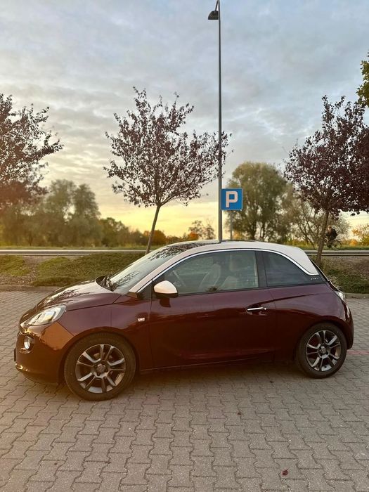 Opel Adam niski przebieg, bogato wyposażony