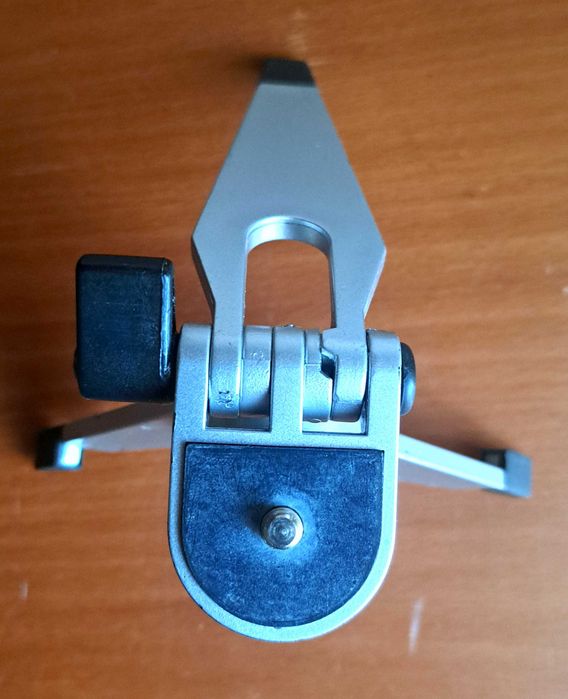 Mini Tripé nunca usado