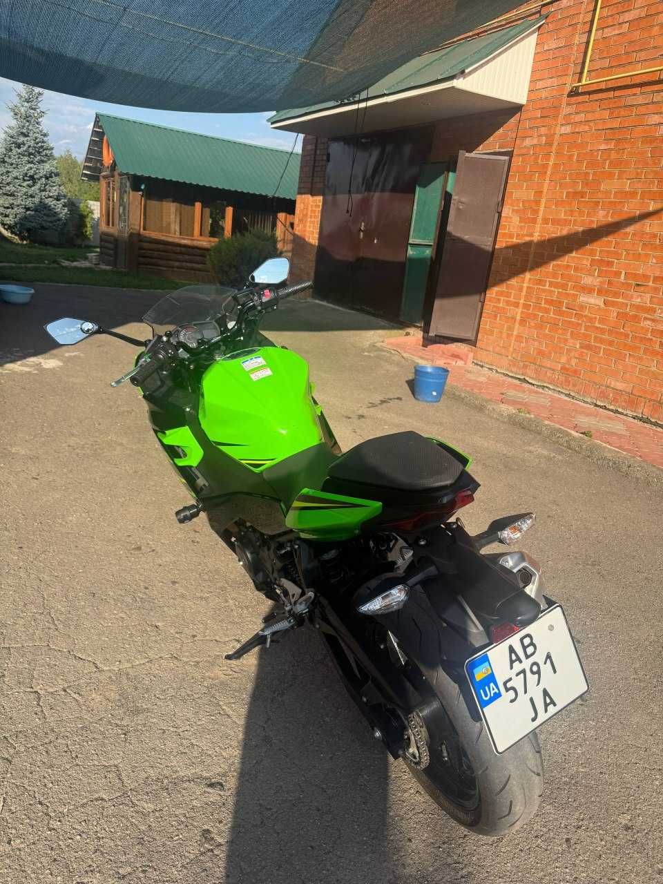 Kawasaki ninja 400