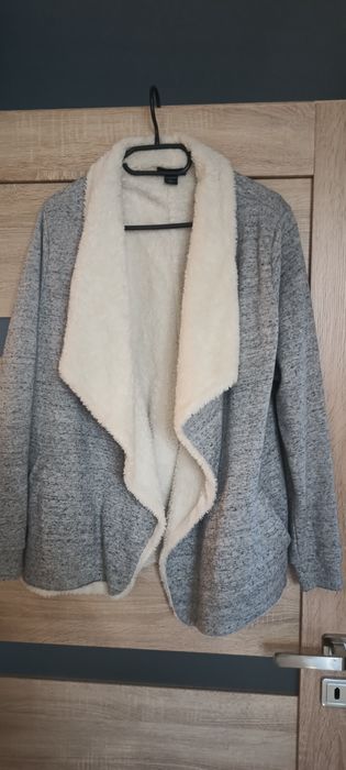 Ocieplana bluza bez zamka amisu rozmiar L