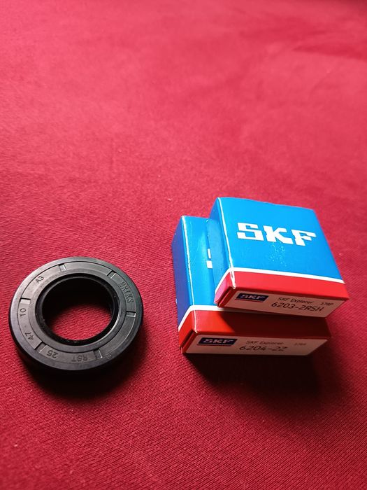 Підшипники SKF + сальник пральної машини Indesit 6203+6204 (203+204)