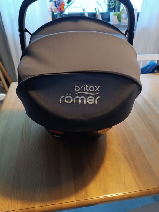 Fotelik / nosidełko Britax Romer baby-safe 3 i- size stan bdb