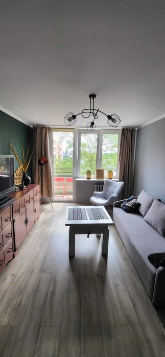 Mieszkanie na wynajem 38m dwa pokoje na oś. Poludnie niski czysz