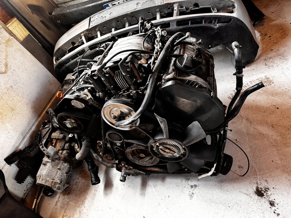 A4B5 2.8 v6 quattro cala na czesci