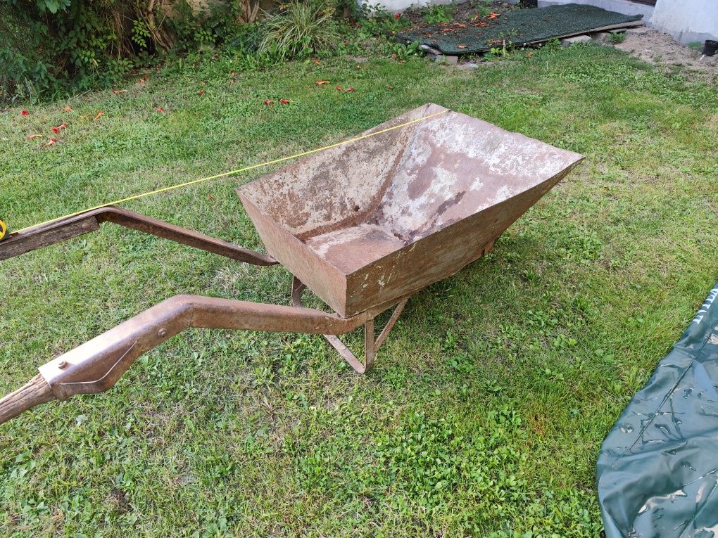 Stara taczka, taczka