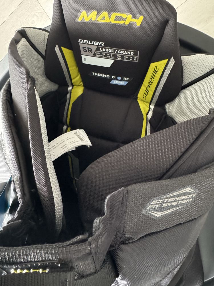 Nowe Spodenki Bauer Mach M i L