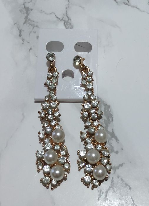 Красивые серьги с камушками