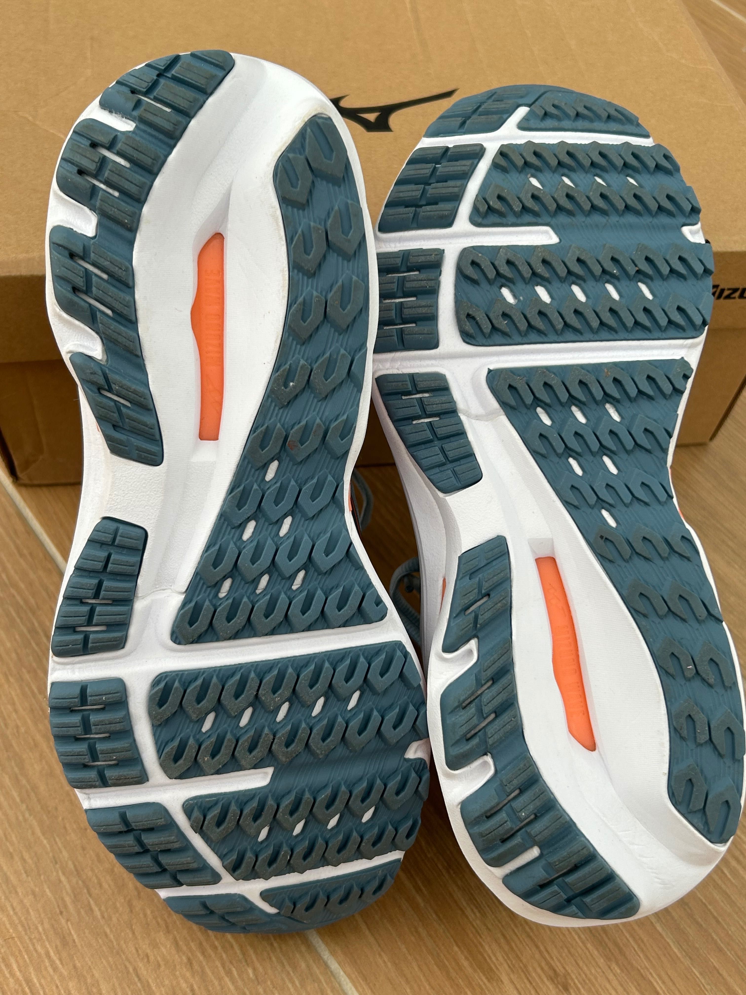 Ténis running mínimo 38,5 novos