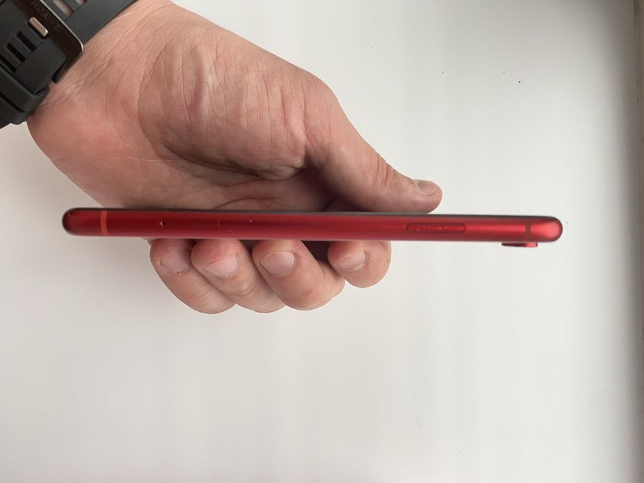 iphone xr 64 Gb ред