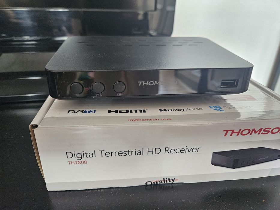Dekoder DVB T naziemna Thomson tht808