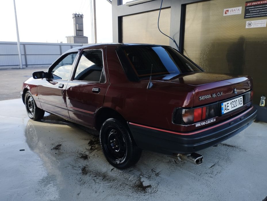 Продам Ford Sierra в хорошем состоянии