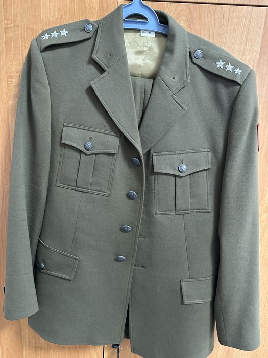 Mundur galowy aktualny wzor