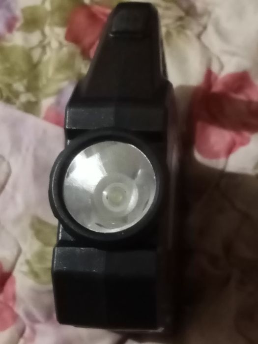 Фонарь с солнечной и ЮСБ подзарядкой