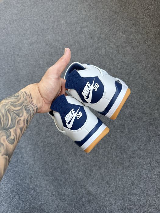 Nike Air Jordan 4 Navy - 41