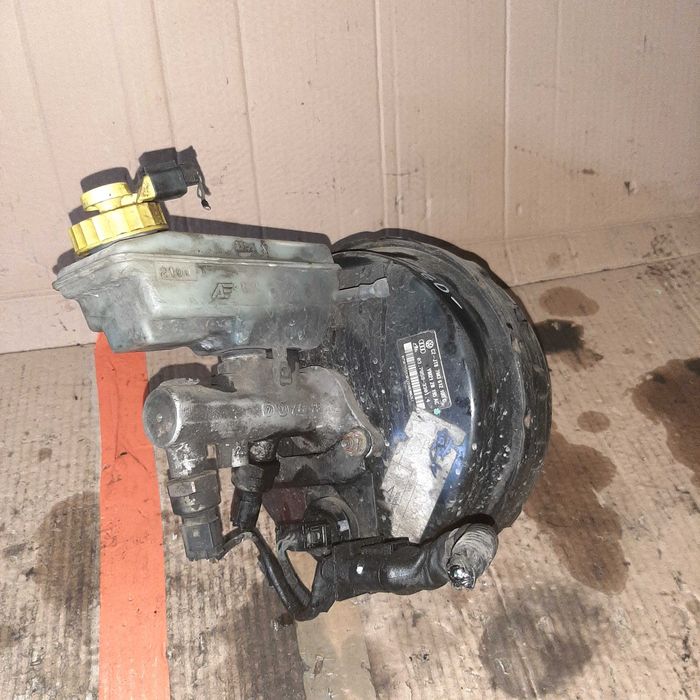 Serwo pompa hamulcowa vw sharan galaxy Alhambra mk2 2002r