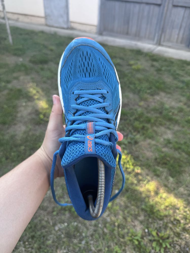 Кросівки Asics