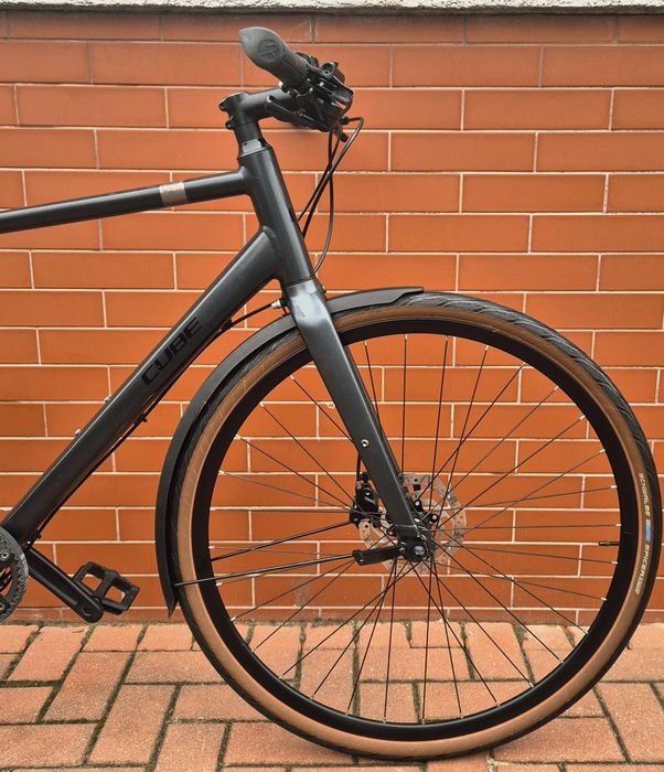 Cube Hyde Race Pasek Gates Alfine 8 Miejski Męski