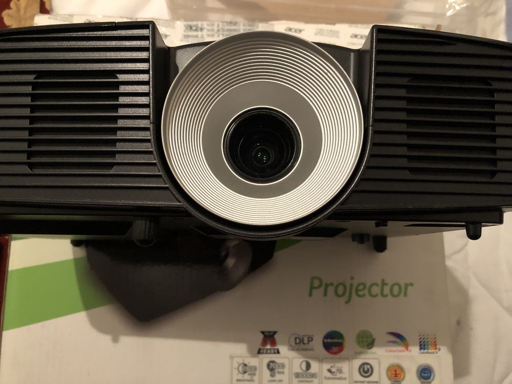 Projector Acer X113 DLP