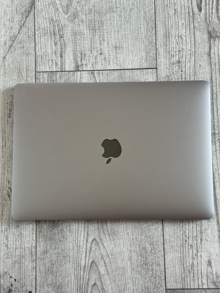 Apple MacBook Pro 13 2017, intel core i5
