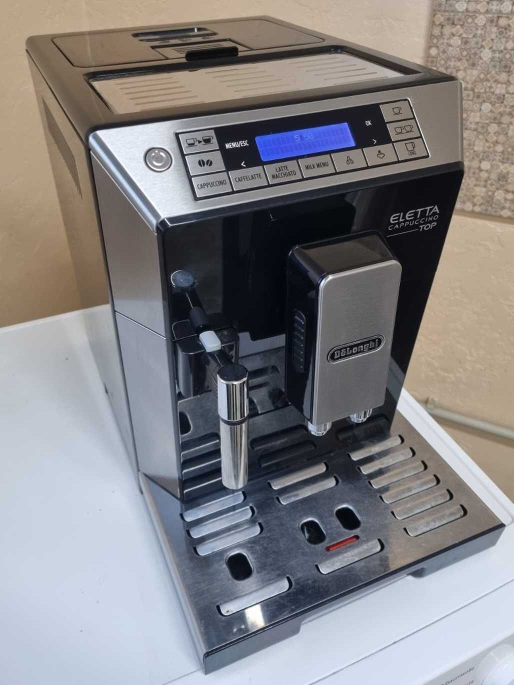 Кавомашина автоматична Delonghi ECAM 45.760.B Eletta Cappuccino TOP