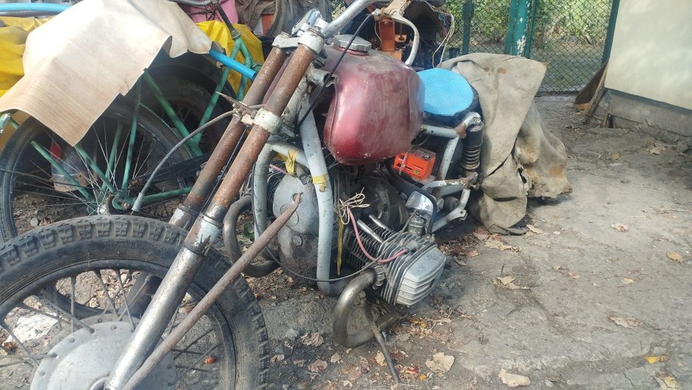 Продам 2 Днепра одним лотом по восстановлением