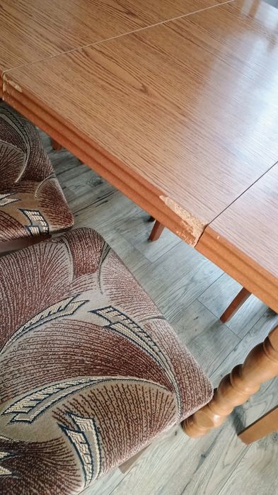 Stół i 6 krzeseł