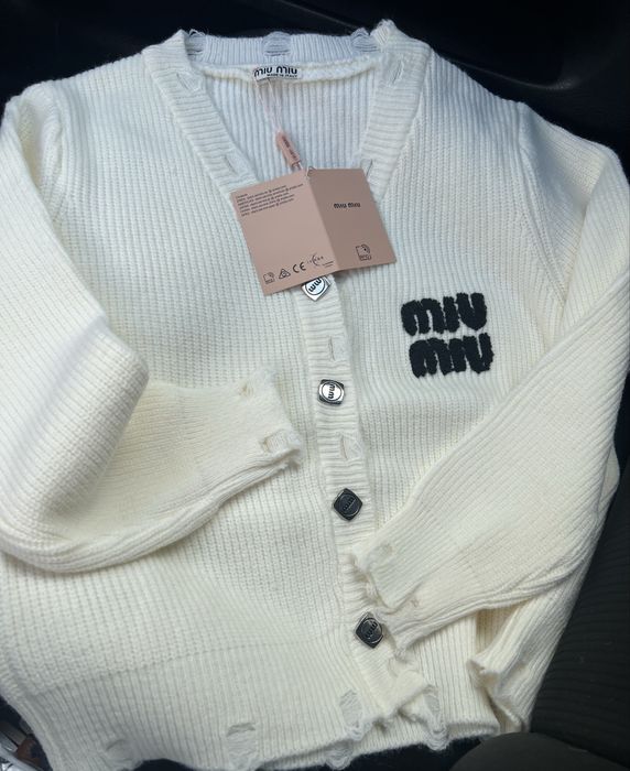 Кардиган в стиле миу Міу Міу
