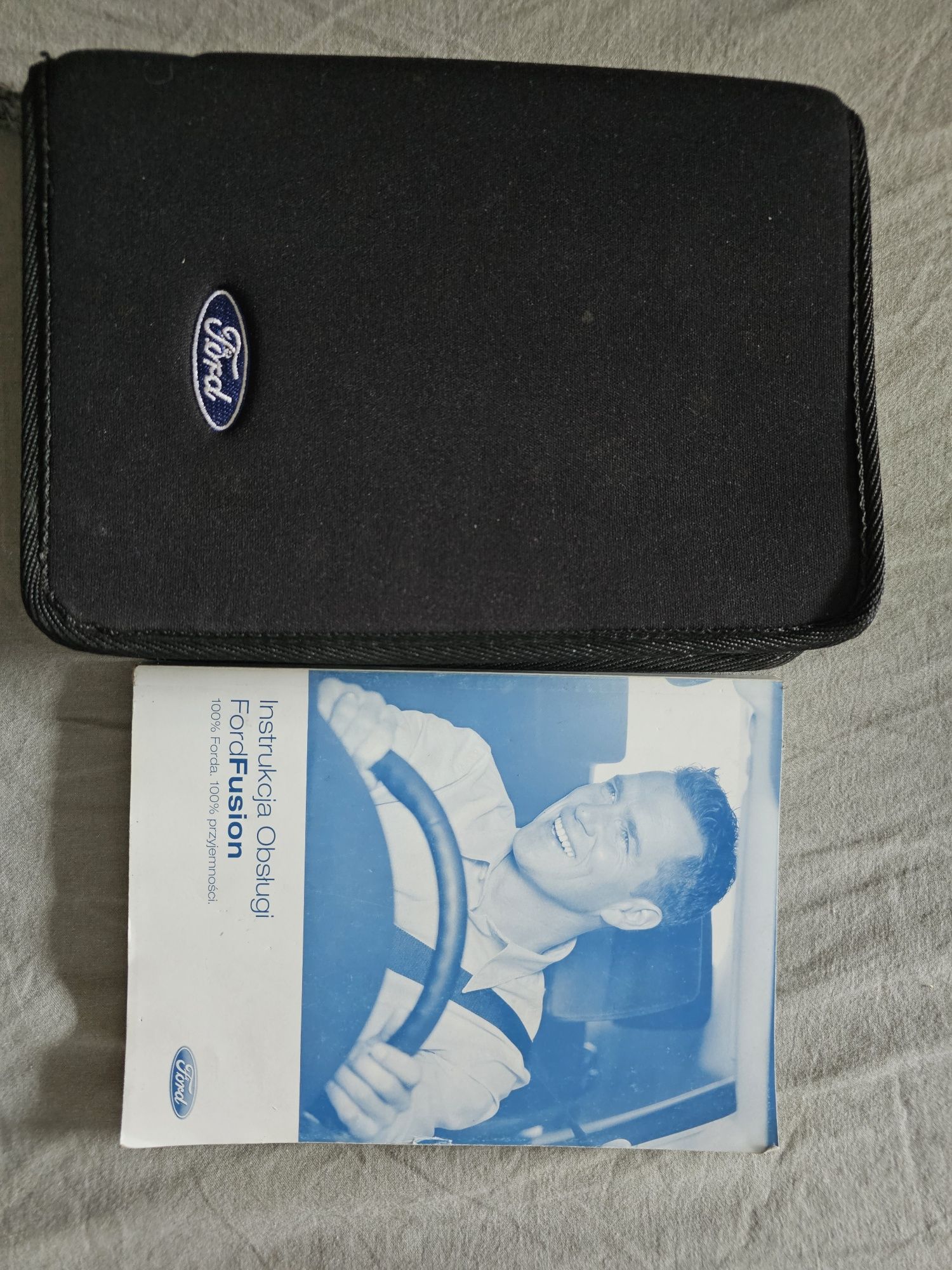 Instrukcja obsługi etui Ford Fusion w języku polskim