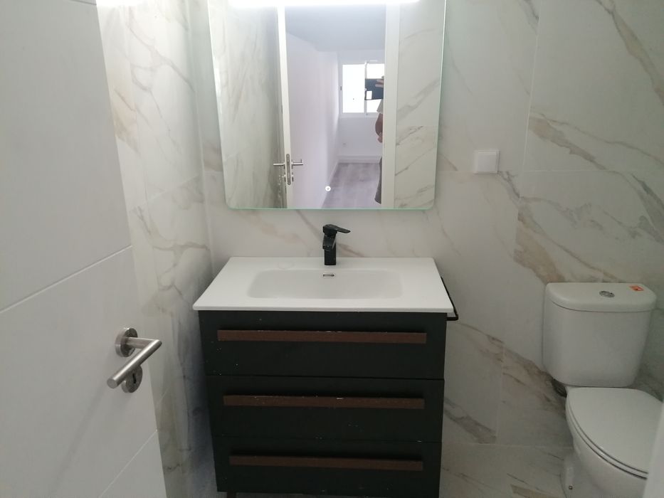 T1 - Caneças - totalmente remodelado - a estrear