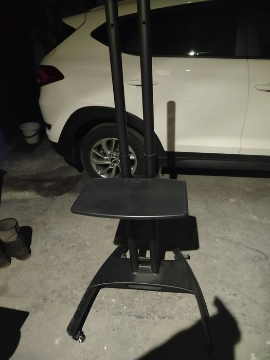 Stojak na telewizor