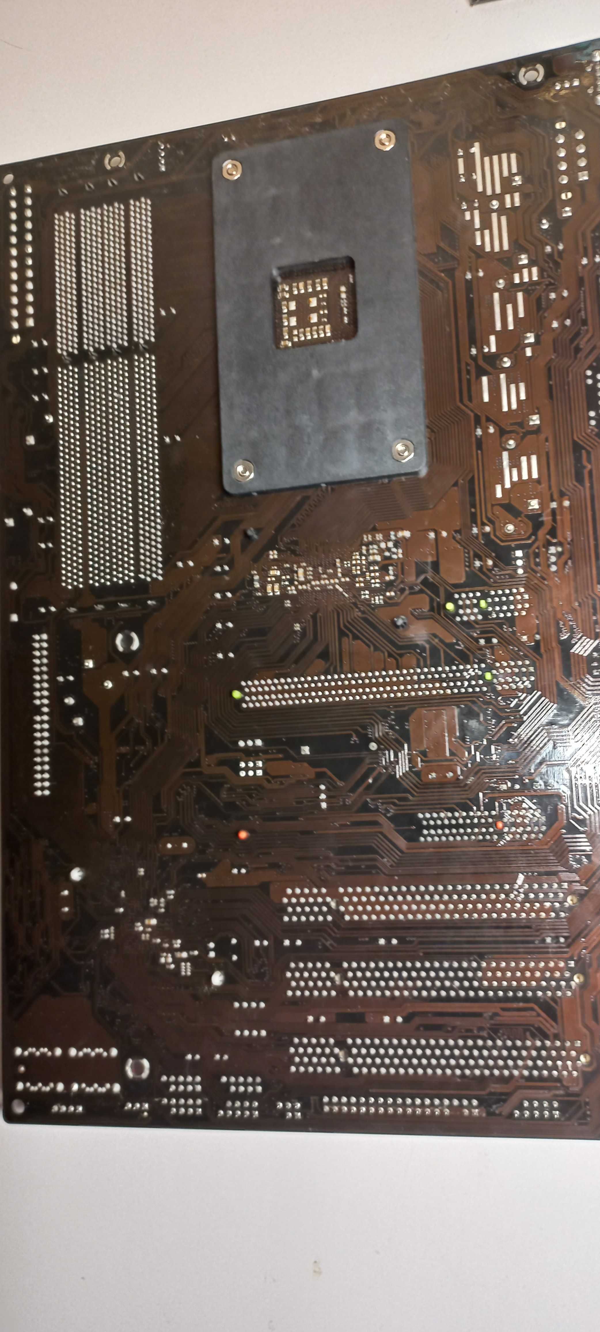 ASRock M3A770DE sAM3 + Процесор Athlon x2 255