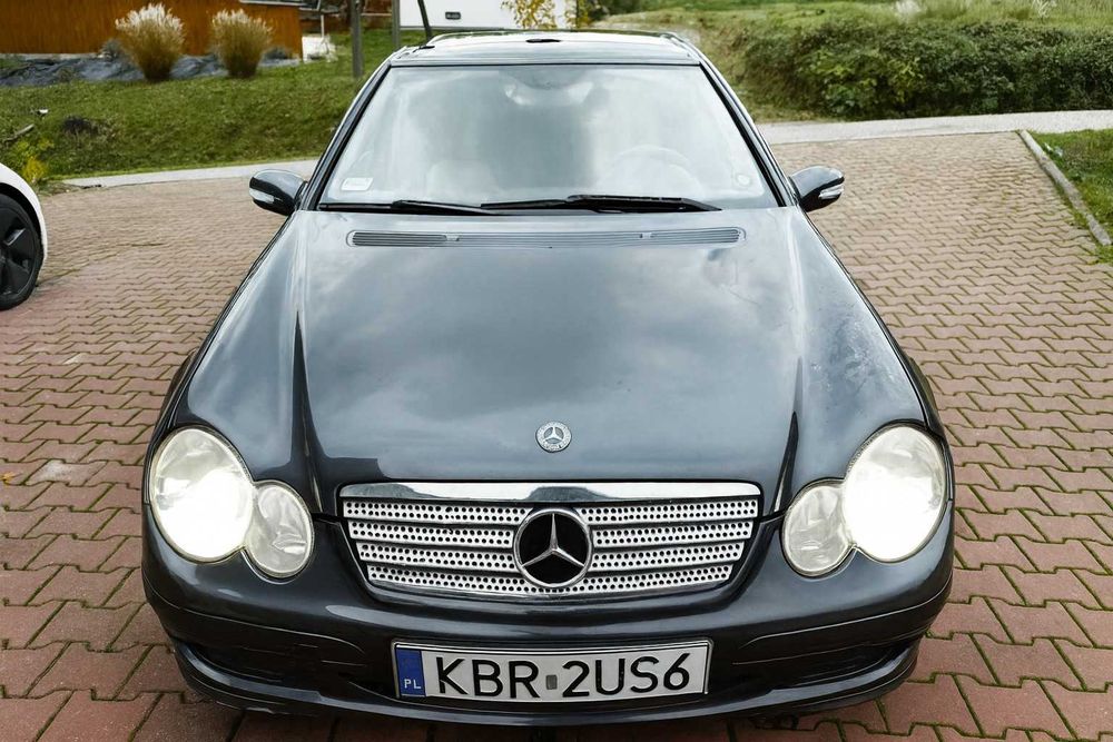 Mercedes C-Class Coupe 1.8 Kompressor • Panorama • Applecar • Webasto