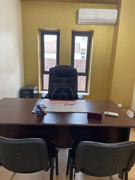 Escritorio Forense /Consultório Médico/Gabinete de Esteticista