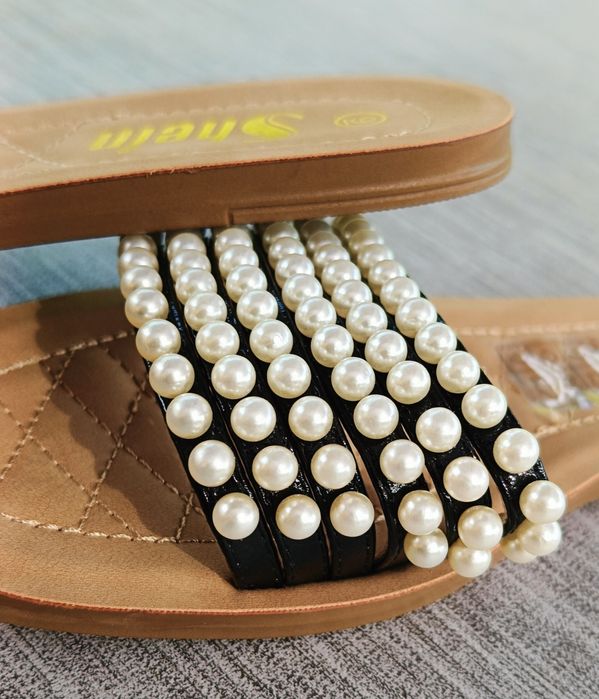 Klapki damskie, eleganckie, wąska stopa. Rozm 40