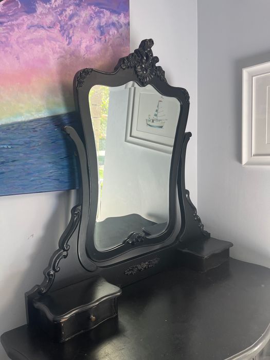 Toaletka, komoda, konsola