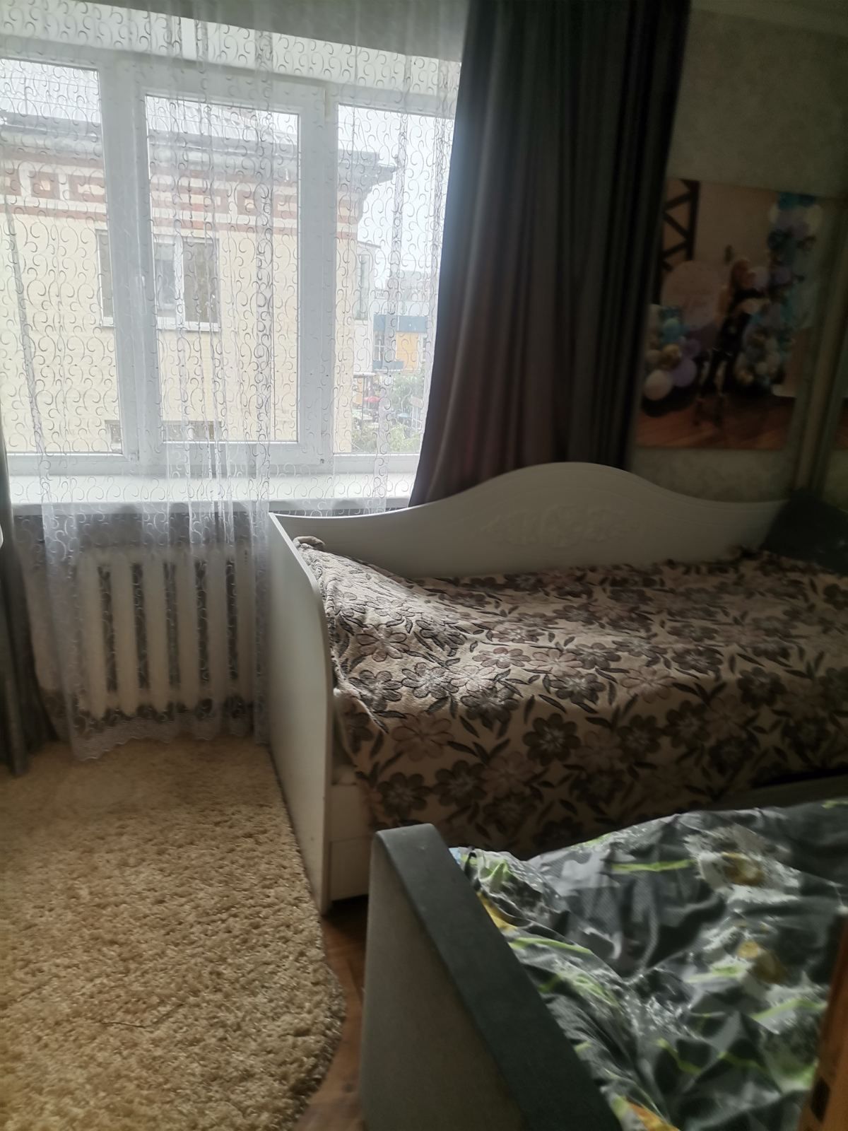 Продаж 2 кімнатної квартири в центрі міста.