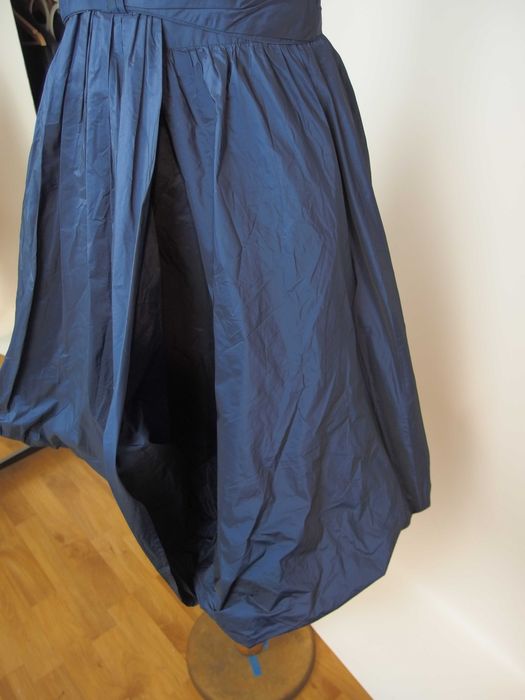 Wieczorowa sukienka Phase Eight. r.42. Trzy sztuki