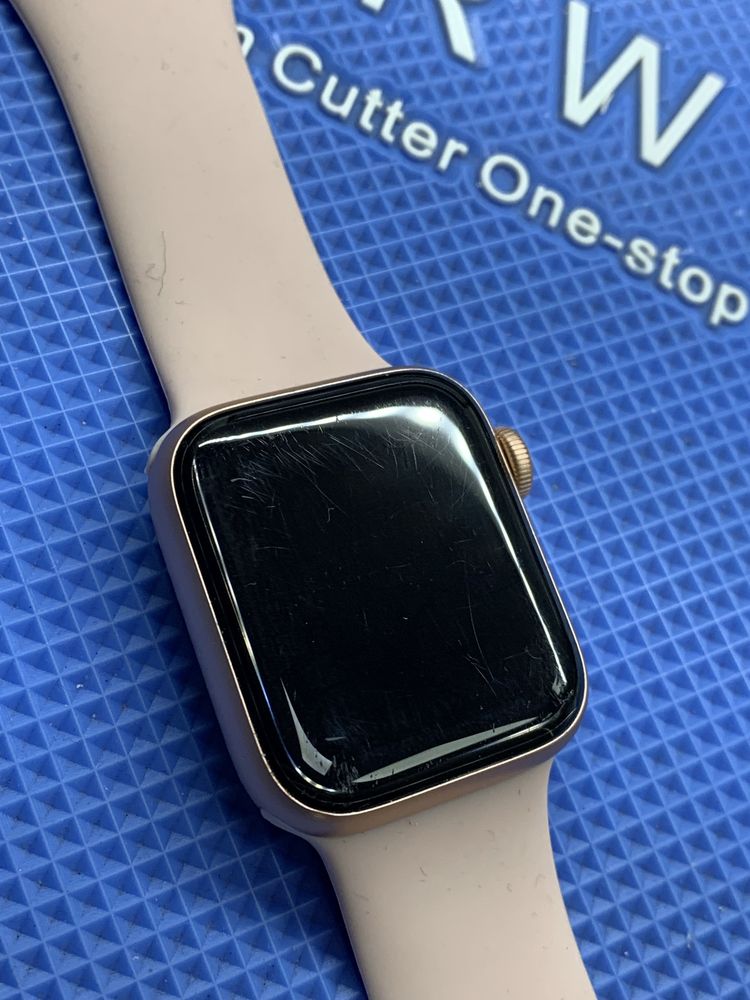 Оригінальні Apple watch series 4 40 mm rose gold